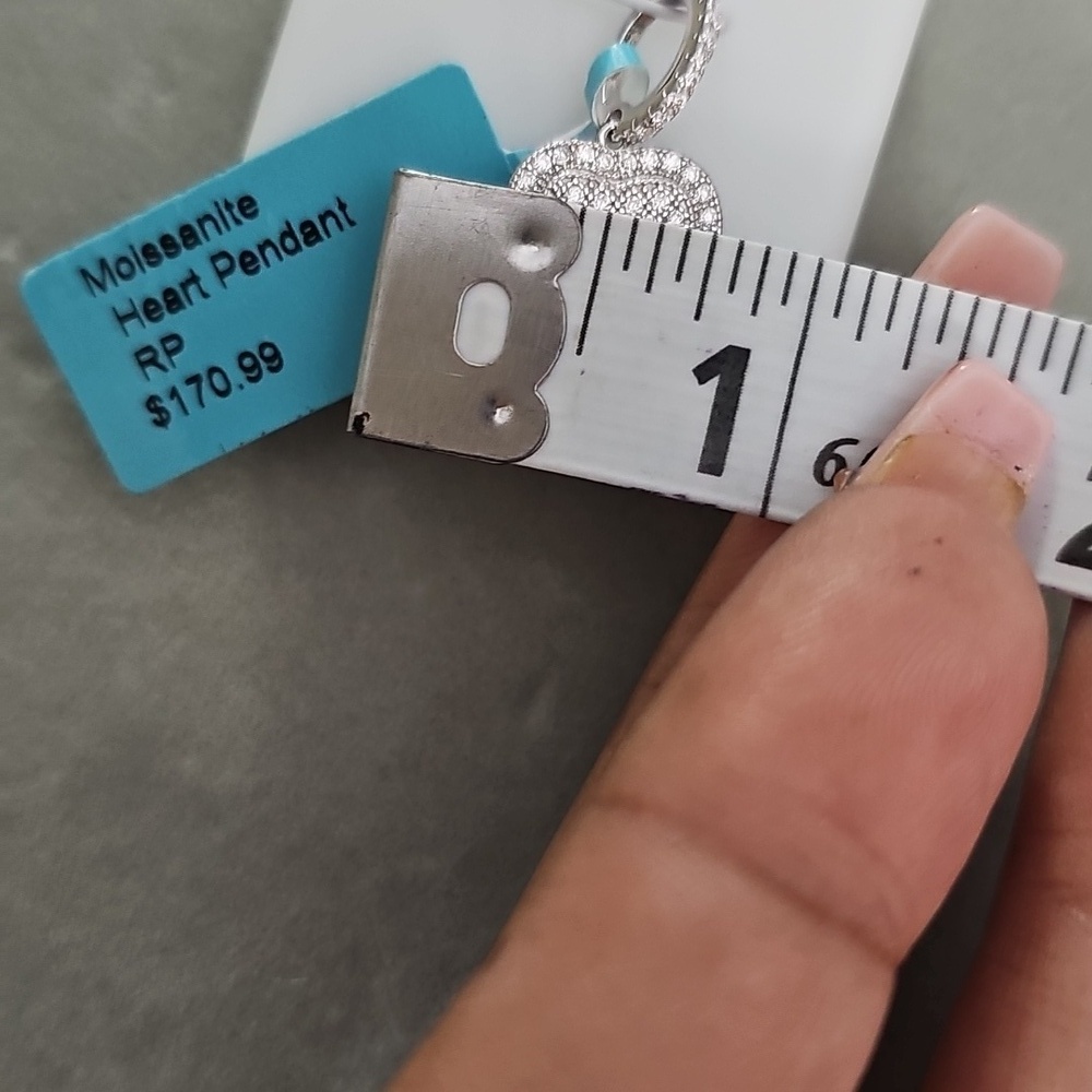 NWT Moissanite Heart Pendant - Picture 7 of 11